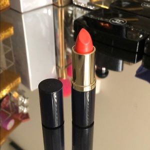 Estée Lauder Melon shimmer lipstick